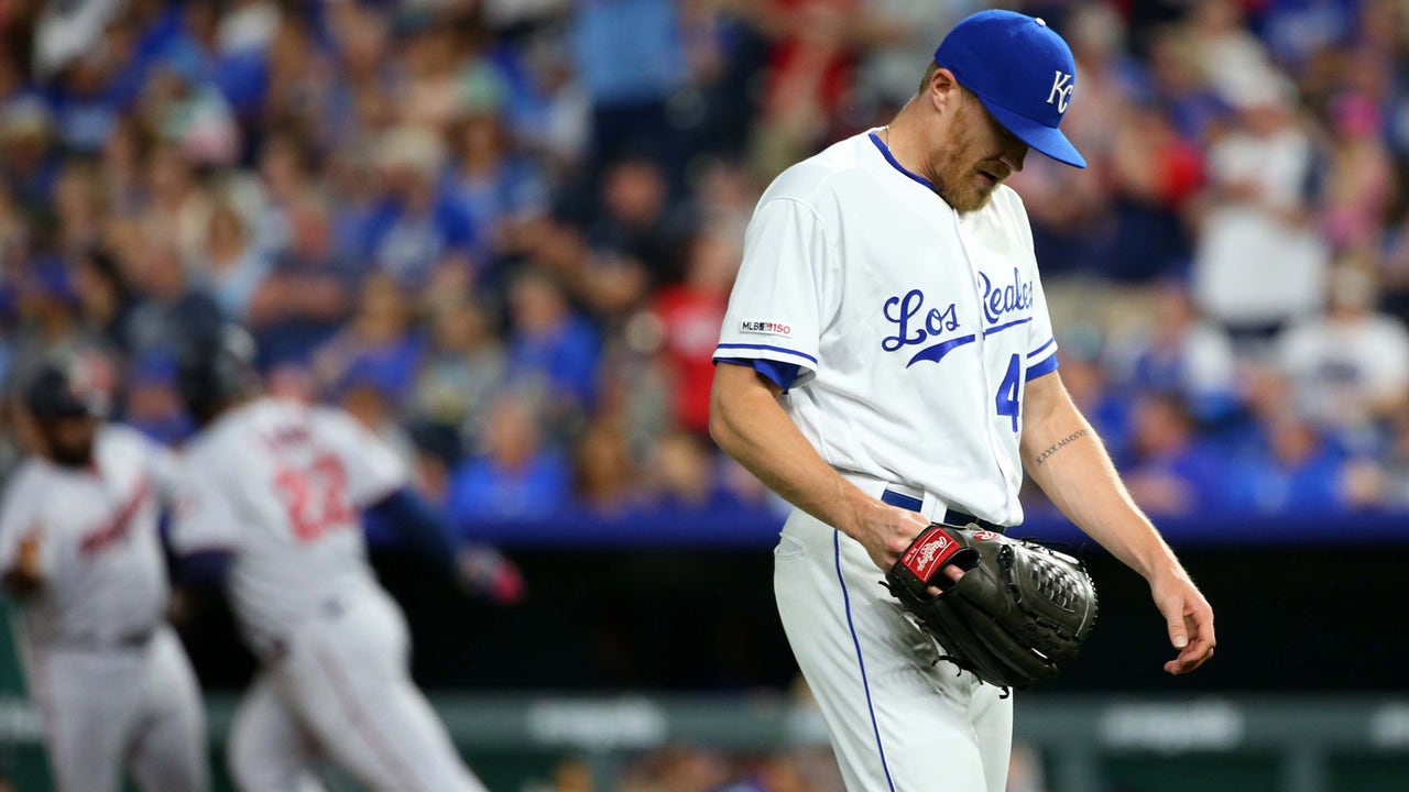 Bullpen struggles as Royals suffer 8-7 loss to Twins